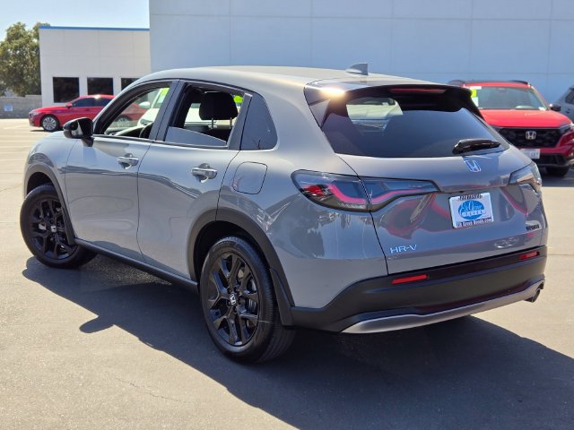 Certified 2025 Honda HR-V Sport image 5