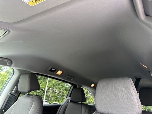 Used 2020 Honda Odyssey EX image 28