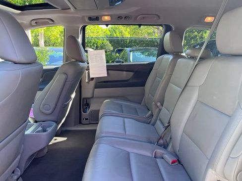 Used 2016 Honda Odyssey Touring Elite image 7