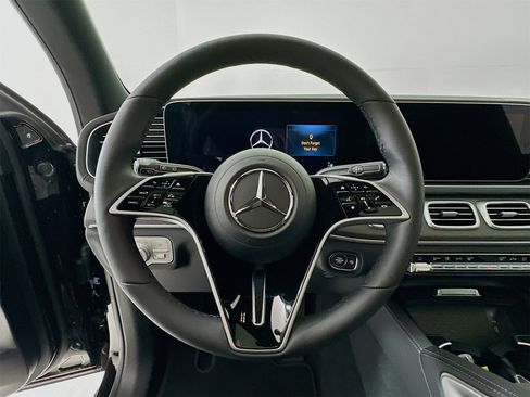 New 2026 Mercedes-Benz GLS 450 GLS 450 image 12