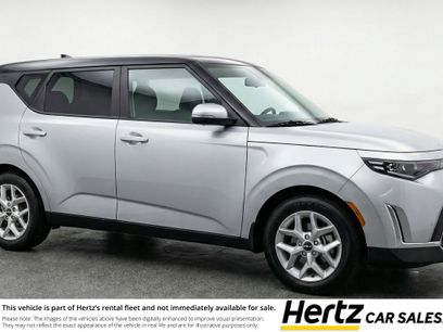 Used 2025 Kia Soul LX w/ LX Technology Package