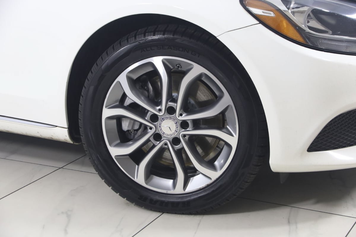 Used 2016 Mercedes-Benz C 300 4MATIC Sedan image 15