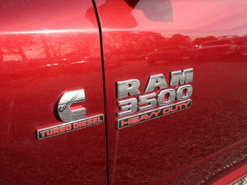 Used 2016 RAM 3500 Tradesman w/ Chrome Appearance Group image 4