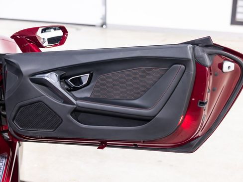 Used 2022 Lamborghini Huracan EVO RWD image 27