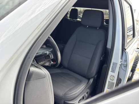 Used 2020 Chevrolet Silverado 2500 LT w/ Convenience Package image 21