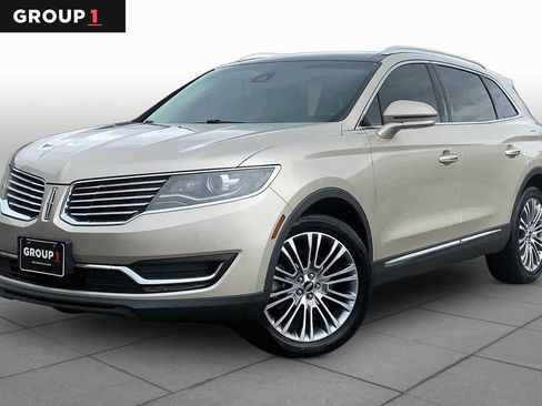 Used 2017 Lincoln MKX Reserve w/ Lincoln MKX Climate Package FWD image 1
