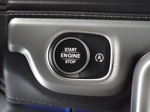 Used 2025 Mercedes-Benz G 550 image 17