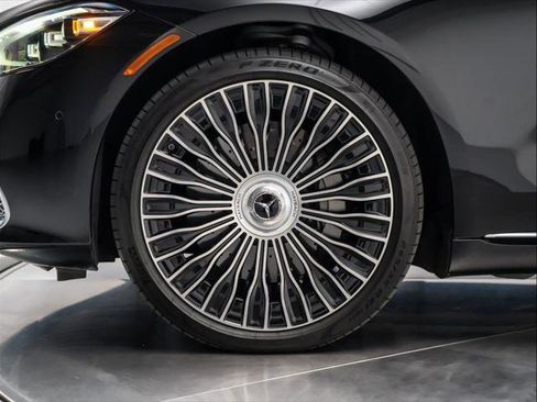 Used 2023 Mercedes-Benz Maybach S 680 4MATIC image 16