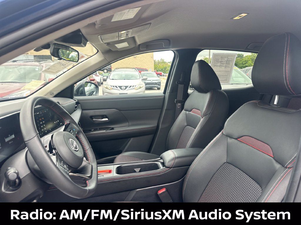 Certified 2026 Nissan Kicks SR FWD image 11