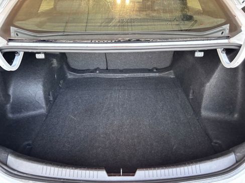 Used 2024 Chevrolet Malibu LT image 13