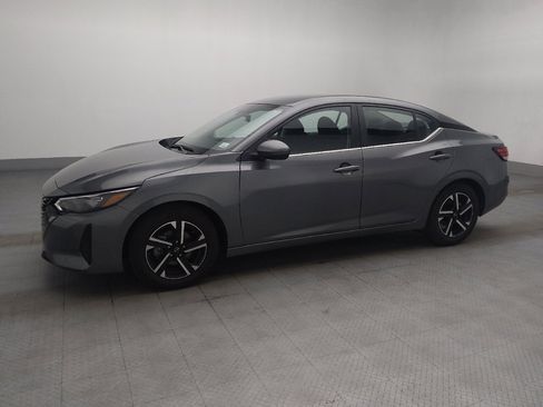 Used 2025 Nissan Sentra SV FWD image 2