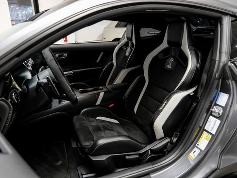 Used 2022 Ford Mustang Shelby GT500 w/ Carbon Fiber Track Pack RWD image 43