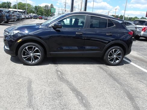 Used 2020 Buick Encore GX Select AWD/4WD image 4