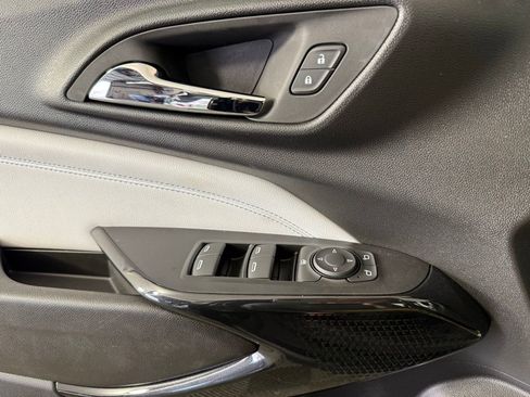 New 2026 Chevrolet Trax LT w/ Driver Confidence Package FWD image 19