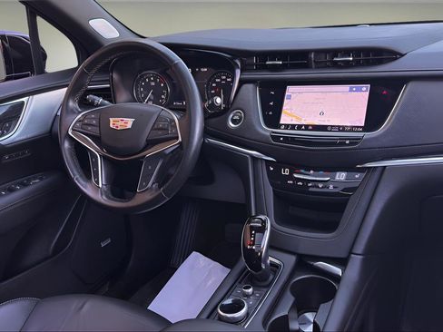 Used 2022 Cadillac XT5 Premium Luxury w/ Technology Package image 34