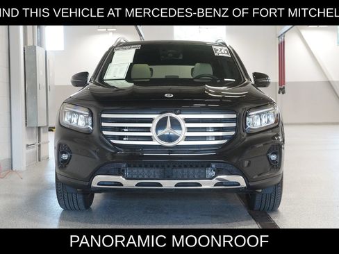 Used 2026 Mercedes-Benz GLB 250 4MATIC image 2