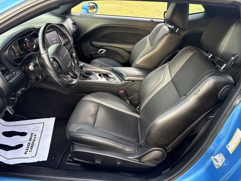 Used 2023 Dodge Challenger SXT w/ Plus Package AWD/4WD image 9