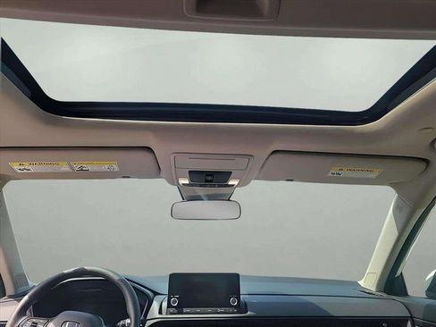 Used 2023 Honda CR-V EX image 12