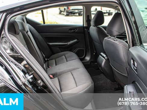 Used 2025 Nissan Altima 2.5 SV image 18