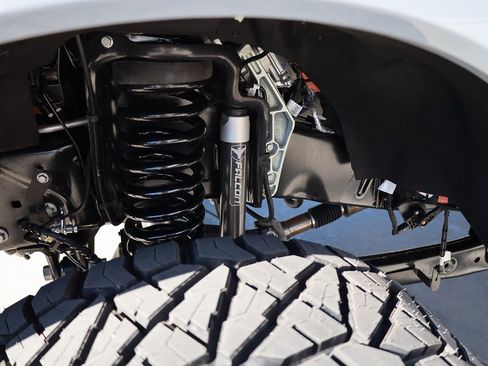 Used 2025 Ford F350 Platinum image 11