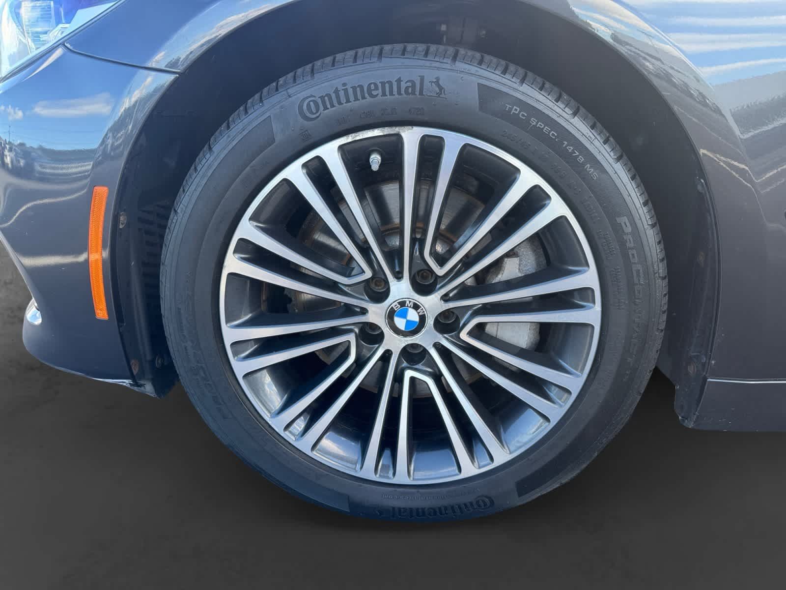 Used 2017 BMW 540i xDrive AWD/4WD image 9