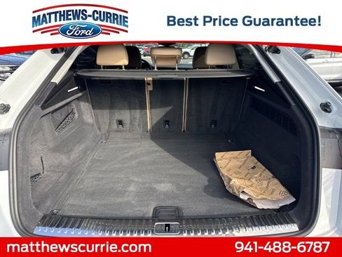 Used 2025 Audi Q8 Premium Plus image 13