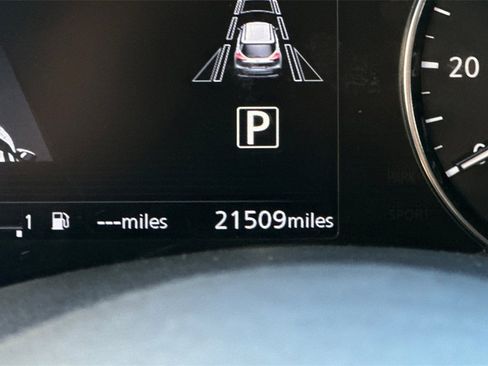 Used 2024 Nissan Kicks SR w/ SR Premium Package image 30