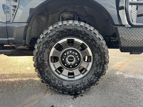 Used 2023 Ford F250 XLT w/ Tremor Off-Road Package image 10