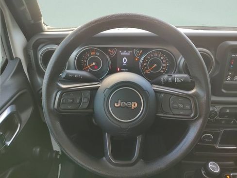Used 2022 Jeep Wrangler Unlimited Sport AWD/4WD image 11