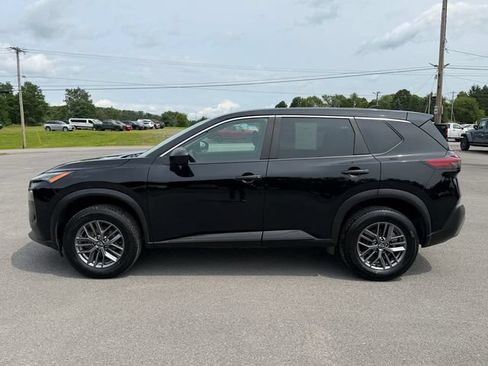 Used 2023 Nissan Rogue S AWD/4WD image 2