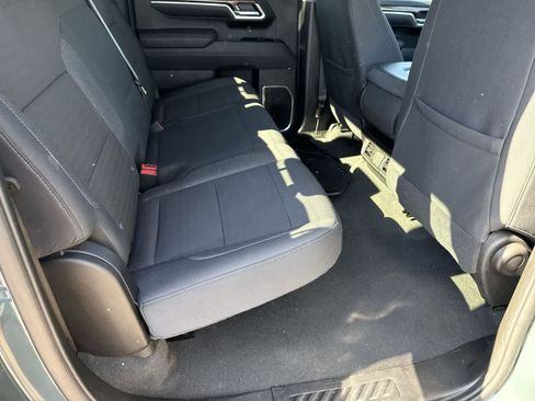 Used 2025 Chevrolet Silverado 1500 LT image 13