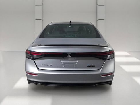 Used 2025 Honda Accord Sport image 5