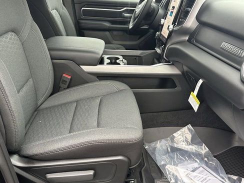 New 2026 RAM 1500 4x4 Crew Cab image 13