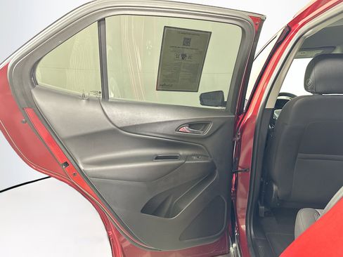 Used 2019 Chevrolet Equinox LT image 26