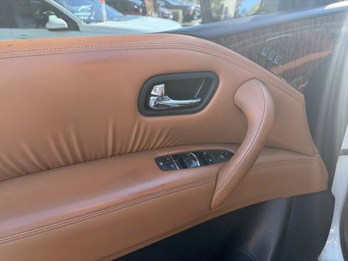 Used 2017 Nissan Armada Platinum image 12