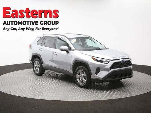 Used 2024 Toyota RAV4 XLE AWD/4WD image 47