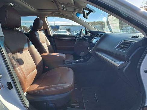 Used 2019 Subaru Outback 2.5i Touring w/ Popular Package #3A image 15