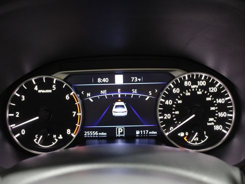 Used 2023 Nissan Altima 2.0 SR image 12