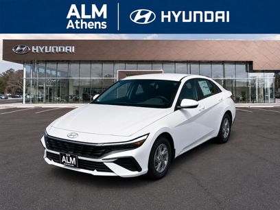 New 2026 Hyundai Elantra SE