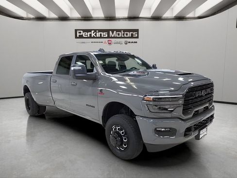 New 2026 RAM 3500 Laramie w/ Night Edition AWD/4WD image 7