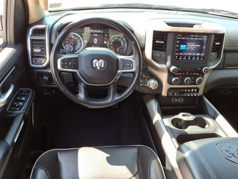 Used 2020 RAM 1500 Laramie AWD/4WD image 13