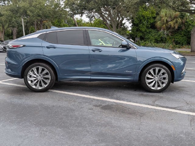 Used 2026 Buick Envista Avenir FWD image 2