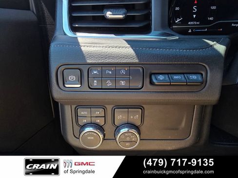 Used 2024 GMC Yukon Denali AWD/4WD image 12