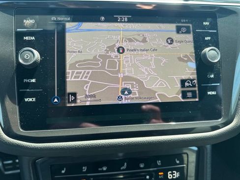 Certified 2023 Volkswagen Tiguan SEL R-Line AWD/4WD image 28