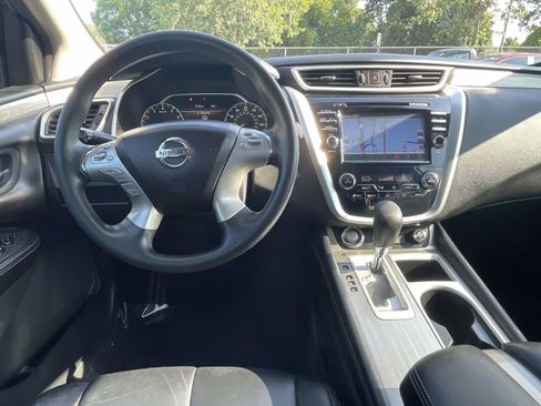 Used 2018 Nissan Murano S AWD/4WD image 13