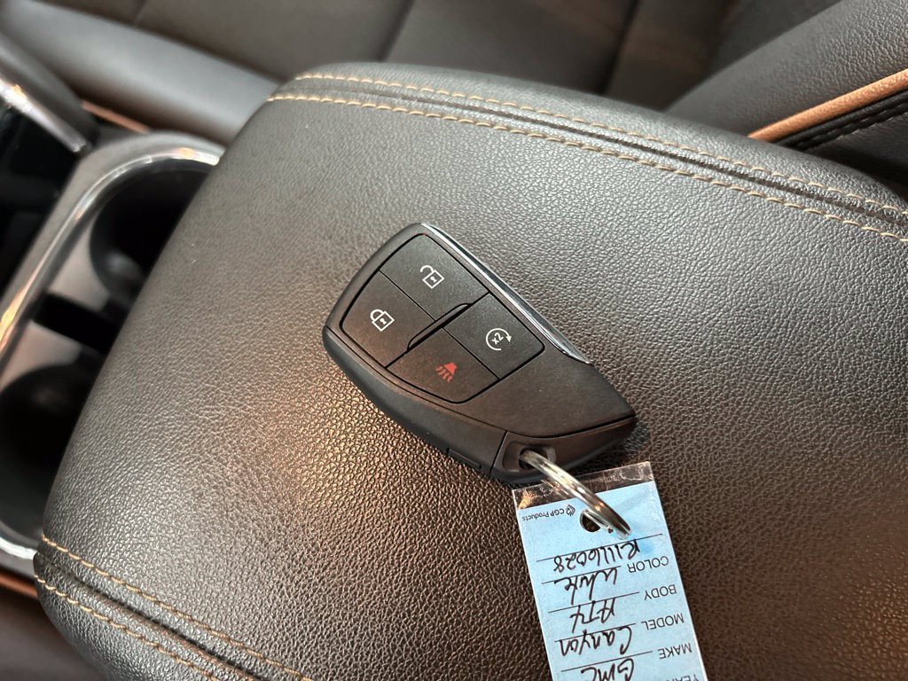 Used 2024 GMC Canyon AT4 w/ Canyon Safety Plus Package AWD/4WD image 24