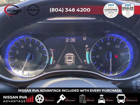 Used 2023 Chrysler Pacifica Limited image 28