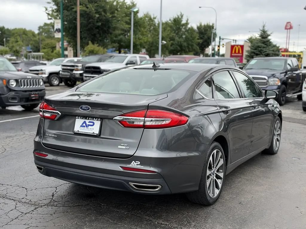 Used 2020 Ford Fusion SE AWD/4WD image 6