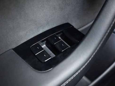 Used 2019 Tesla Model 3 Long Range AWD/4WD image 38