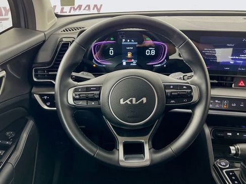 Used 2025 Kia Sportage EX w/ Premium Package FWD image 12